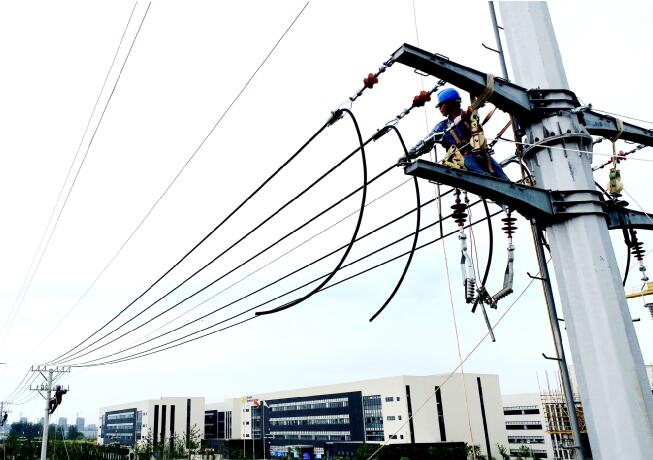 安徽定遠供電公司全力服務重大項目電力建設