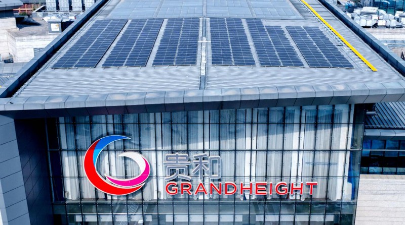 1.2MW！山東商業(yè)綜合體屋頂光伏發(fā)電項(xiàng)目并網(wǎng)發(fā)電