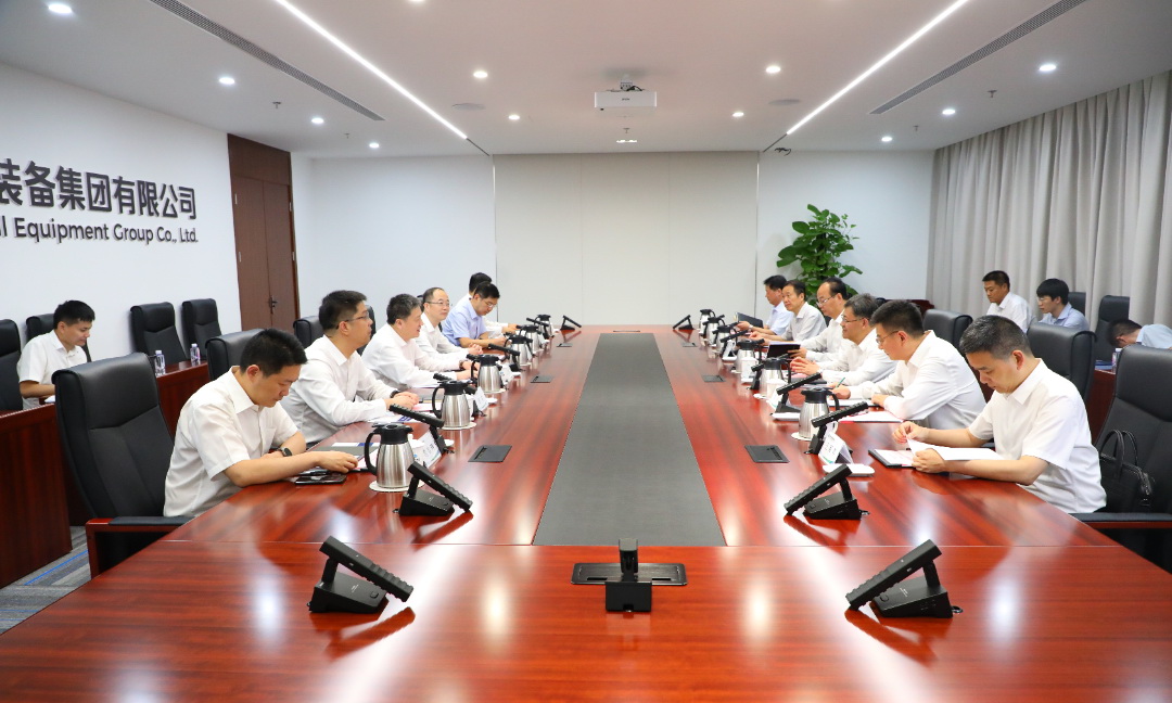 中國電氣裝備黨委副書記、總經(jīng)理周群會見西安市市長葉牛平