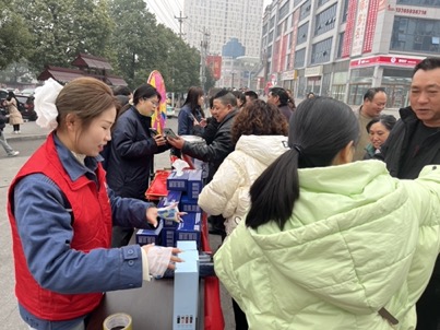 貴州遵義正安供電局：供電送祝福，情暖返鄉(xiāng)路